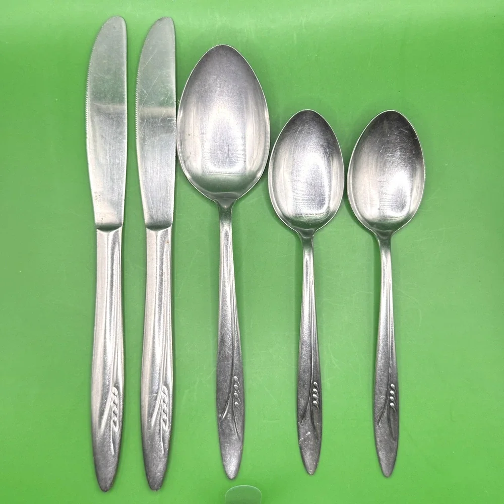 Texoma Stainless Japan Wheat MCM Mid Century Replacement Flatware 5 Knife Spoon